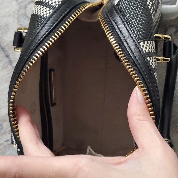 Tory Burch Robinson Plaid Boston Satchel Bag Purse with Crossbody Strap - Picture 5 of 16